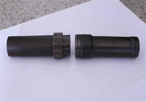 注漿管埋設(shè)前壓水實(shí)驗(yàn)